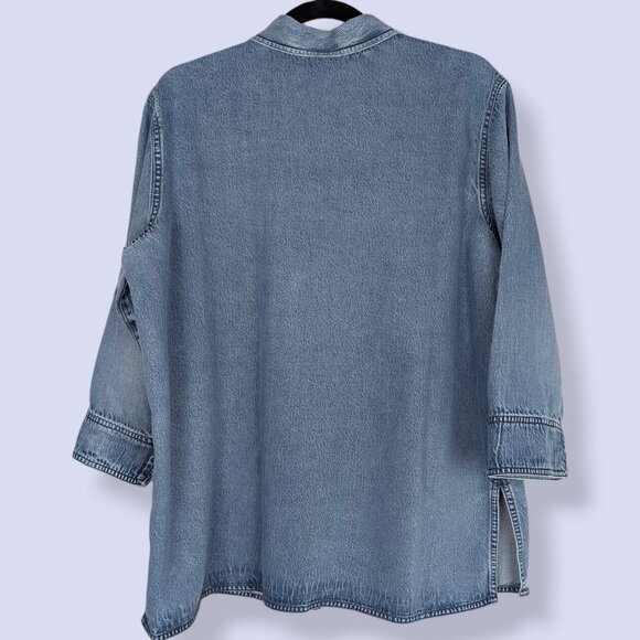 V. Liz Claiborne Denim Button Down Blouse - Picture 8 of 9
